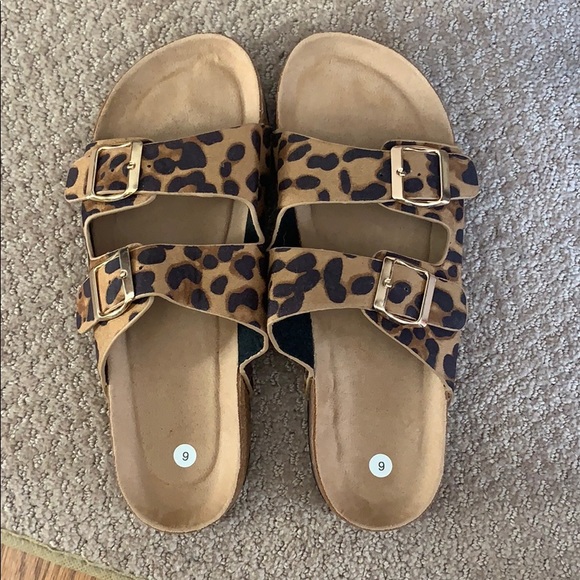 Cheeta sandals - Picture 1 of 3